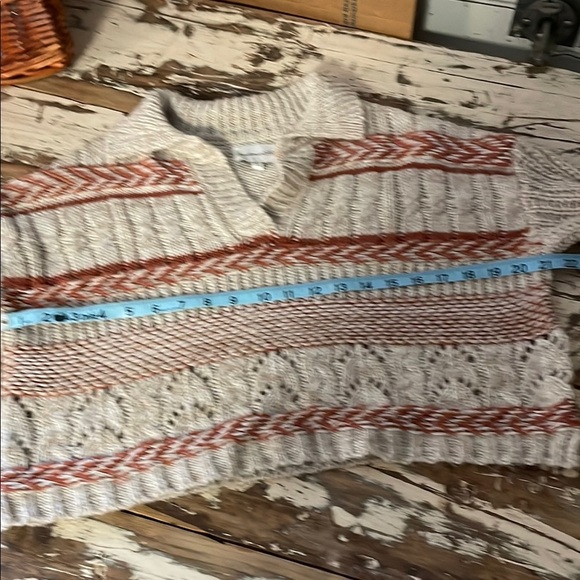 Freshman Cream and Brown V-Neck Sweater with Textured Knit - Picture 8 of 9